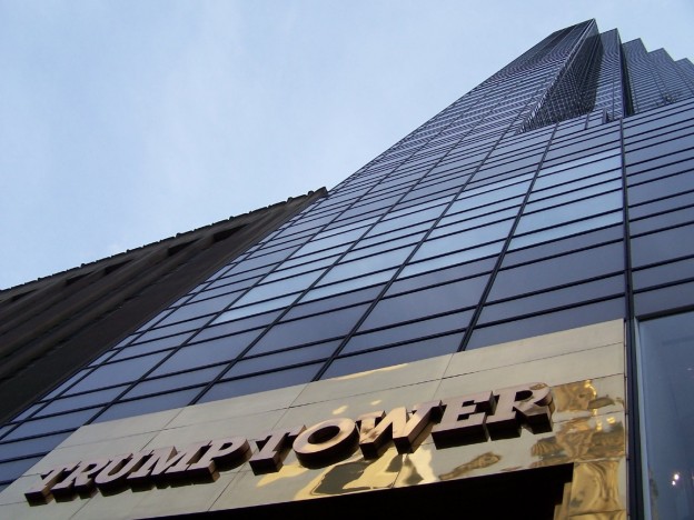 Anticipating Data, Investors Wary