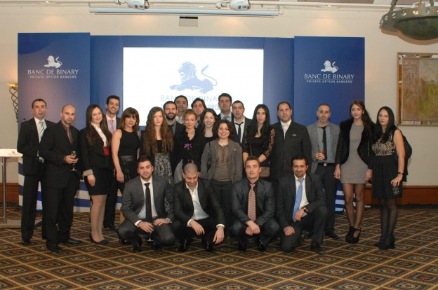 Banc De Binary - Customer Service Team
