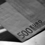 The euro falls as Cyprus mulls bailout