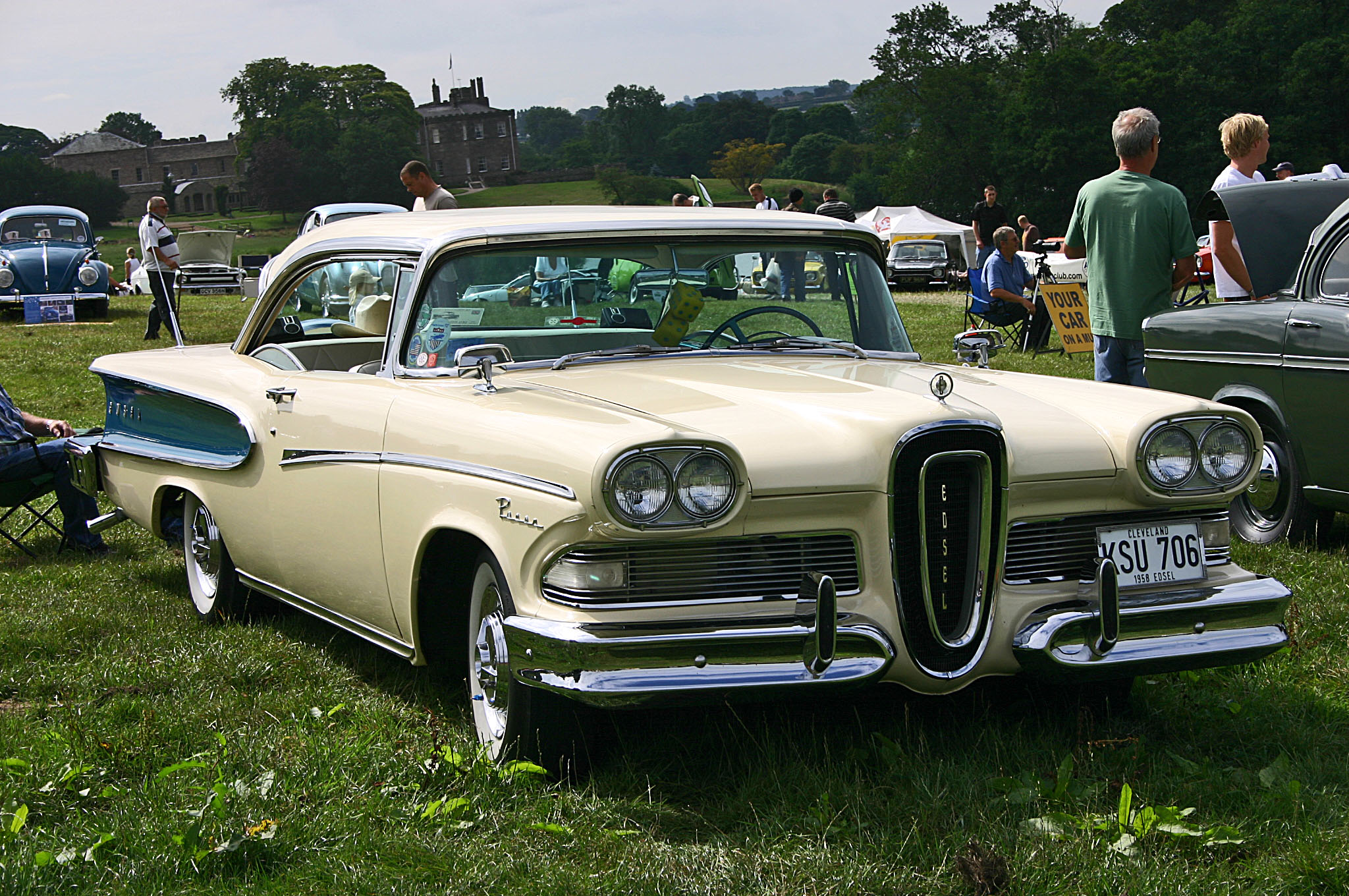 Edsel Pacer 2-door Hardtop